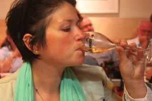 9723241063_a4c090a0bf_z